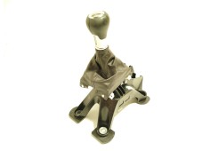 Recambio de palanca cambio para mazda 3 hatchback (bp) skyactiv-x m hybrid referencia OEM IAM BCKN46100A  