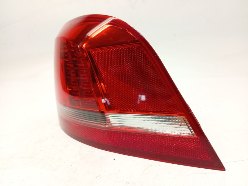 Recambio de piloto trasero derecho para volkswagen passat b7 variant (365) 2.0 tdi referencia OEM IAM 3AF945208B  