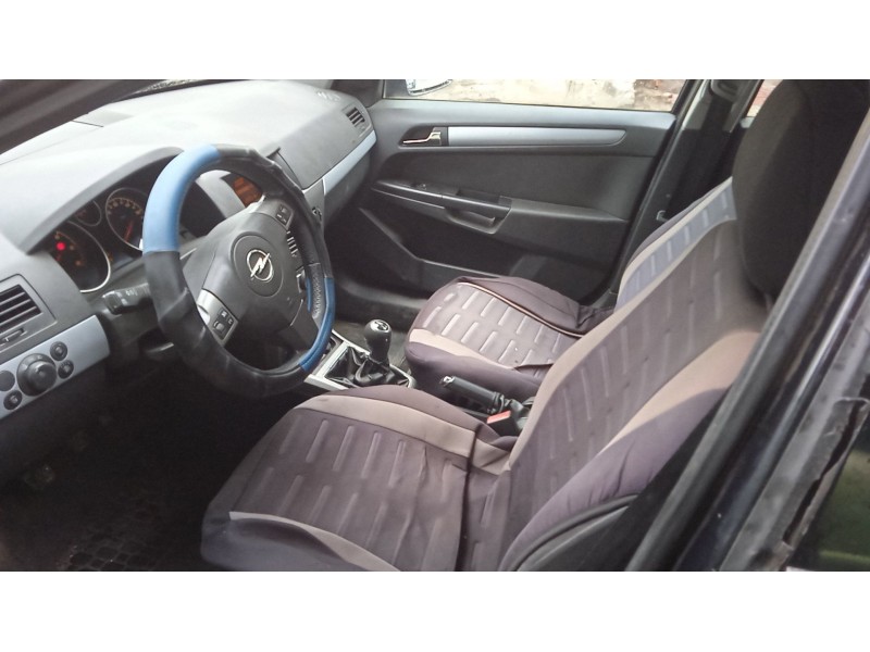 opel astra h (a04) del año 2007