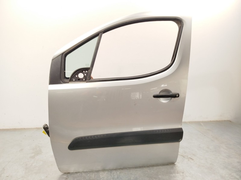 Recambio de puerta delantera izquierda para peugeot partner furgoneta/monovolumen 1.6 hdi 16v referencia OEM IAM 9002Z3  