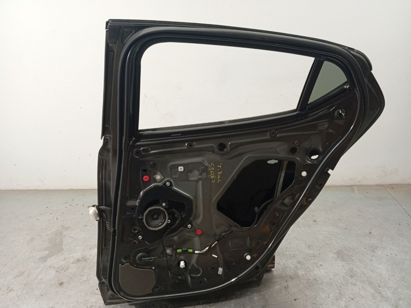 Recambio de puerta trasera derecha para mazda 3 hatchback (bp) skyactiv-x m hybrid referencia OEM IAM BCY17202XB  