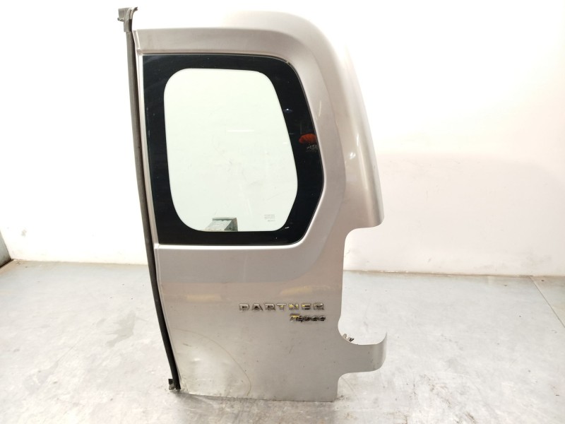 Recambio de puerta trasera derecha para peugeot partner furgoneta/monovolumen 1.6 hdi 16v referencia OEM IAM 8703E4  