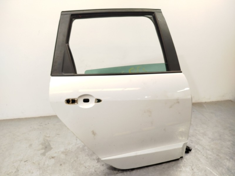 Recambio de puerta trasera derecha para renault scénic iii (jz0/1_) 1.2 tce referencia OEM IAM 821005429R  