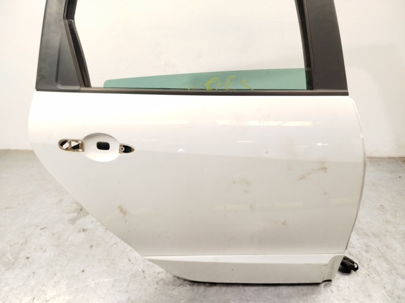 Recambio de puerta trasera derecha para renault scénic iii (jz0/1_) 1.2 tce referencia OEM IAM 821005429R  