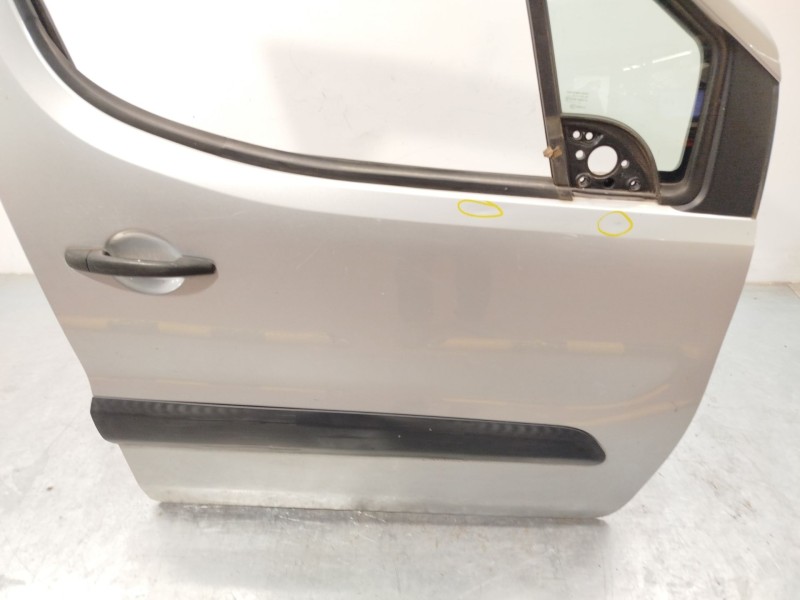 Recambio de puerta delantera derecha para peugeot partner furgoneta/monovolumen 1.6 hdi 16v referencia OEM IAM 9004Z6  