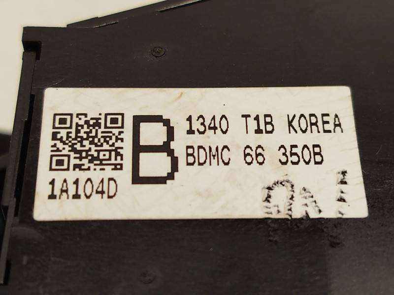 Recambio de mando elevalunas delantero izquierdo para mazda 3 hatchback (bp) skyactiv-x m hybrid referencia OEM IAM BDGF66350B  
