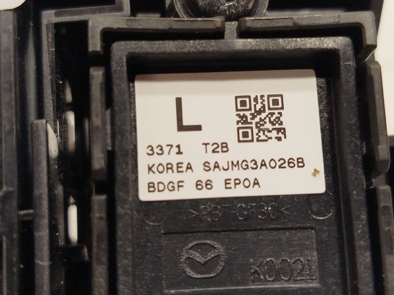 Recambio de mando multifuncion para mazda 3 hatchback (bp) skyactiv-x m hybrid referencia OEM IAM BDGF66CM0 BDGF66EP0A 