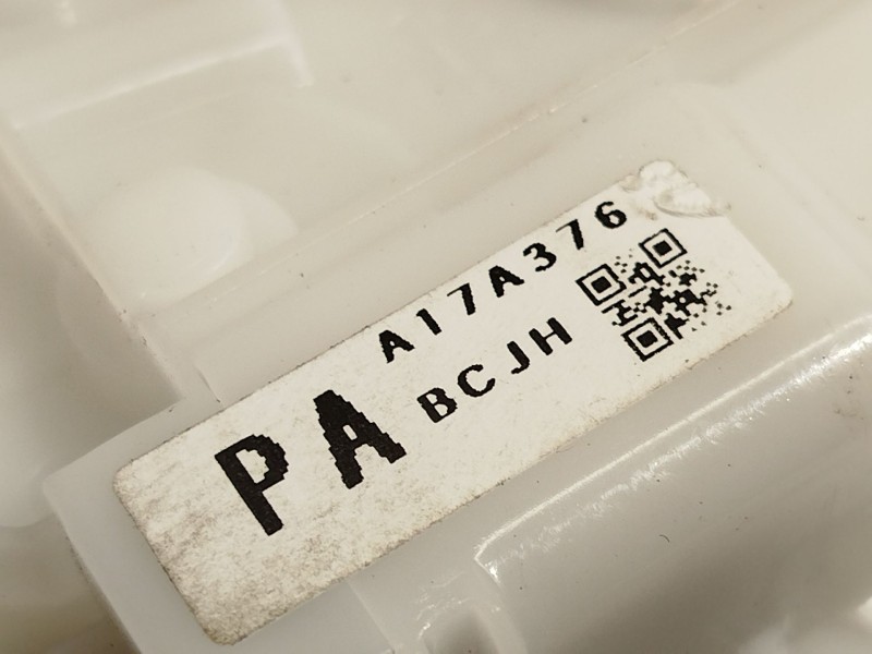 Recambio de cerradura puerta delantera derecha para mazda 3 hatchback (bp) skyactiv-x m hybrid referencia OEM IAM BDMC58310B  