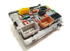 Recambio de caja reles / fusibles para peugeot partner furgoneta/monovolumen 1.6 hdi 16v referencia OEM IAM 9666700480  