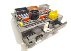 Recambio de caja reles / fusibles para peugeot partner furgoneta/monovolumen 1.6 hdi 16v referencia OEM IAM 9666700480   2