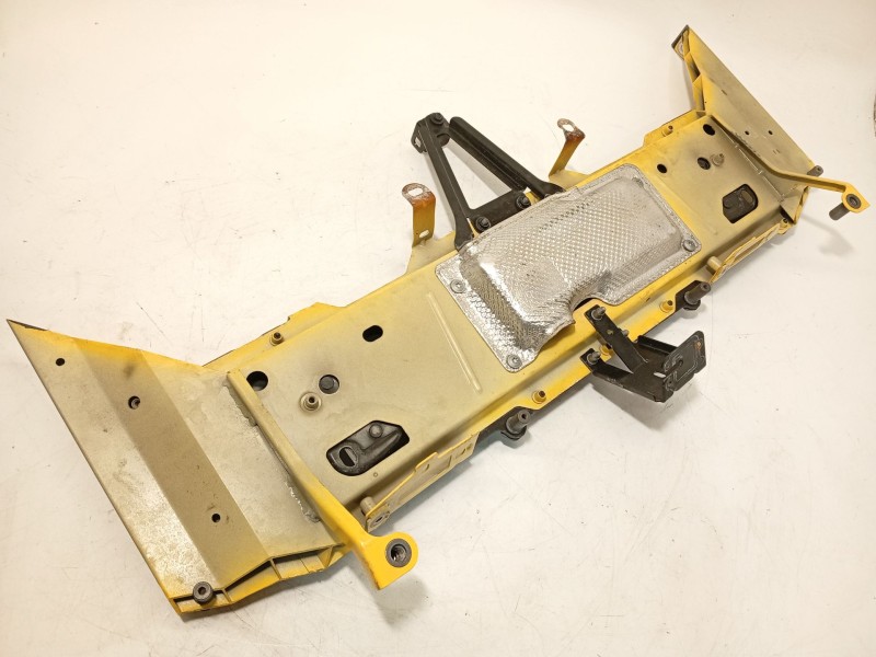 Recambio de travesaño inferior para audi r8 (4s3, 4sp) 5.2 fsi quattro referencia OEM IAM 4S8813335B  