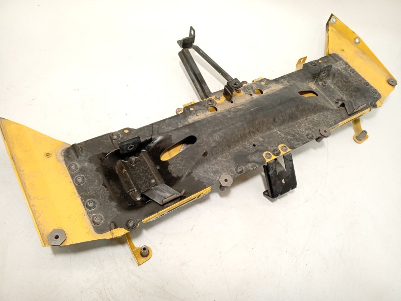 Recambio de travesaño inferior para audi r8 (4s3, 4sp) 5.2 fsi quattro referencia OEM IAM 4S8813335B  