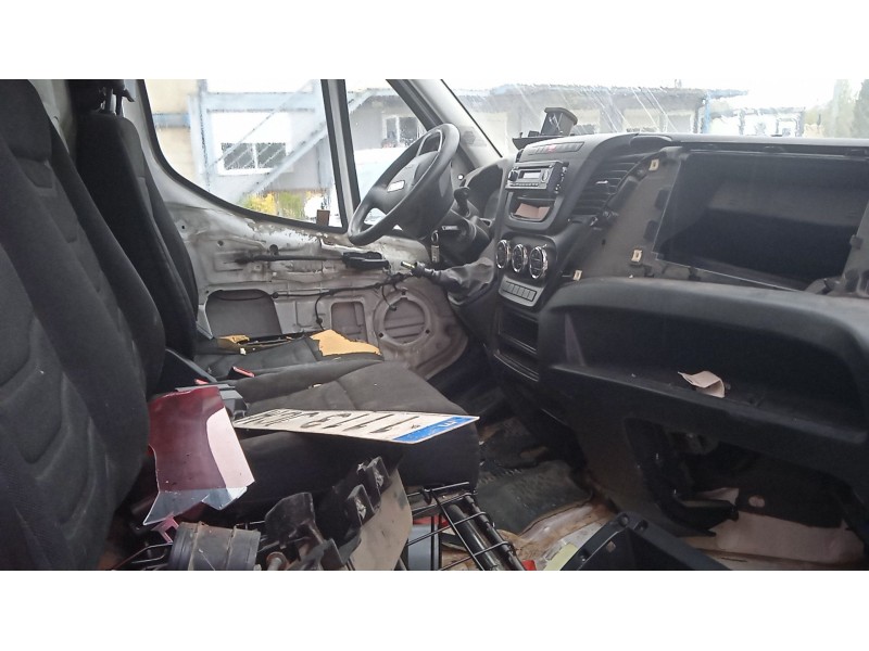 iveco daily vi furgoneta del año 2015