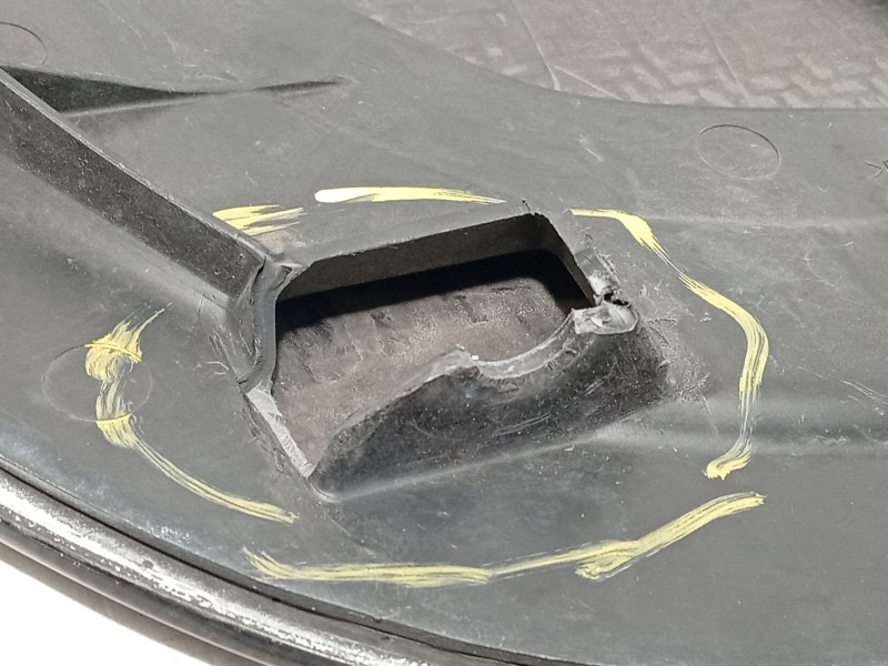 Recambio de moldura para audi r8 (4s3, 4sp) 5.2 fsi quattro referencia OEM IAM 4S8853337H  