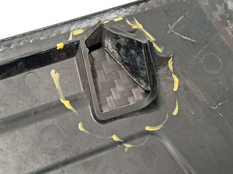 Recambio de moldura para audi r8 (4s3, 4sp) 5.2 fsi quattro referencia OEM IAM 4S8853337H  