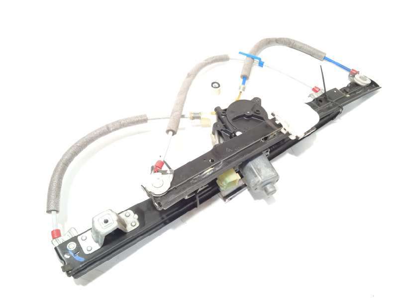 ELEVALUNAS DELANTERO IZQUIERDO 6CP114A389L4A 