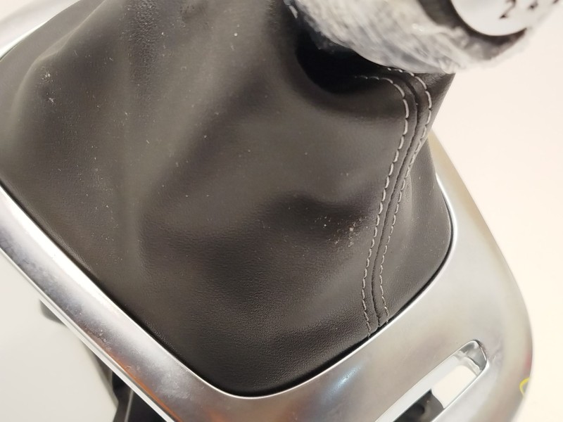 Recambio de palanca cambio para renault scénic iii (jz0/1_) 1.2 tce referencia OEM IAM 8201021402  