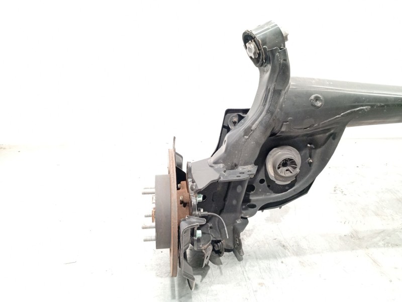 Recambio de puente trasero para mazda 3 hatchback (bp) skyactiv-x m hybrid referencia OEM IAM BCKE28B0XE  