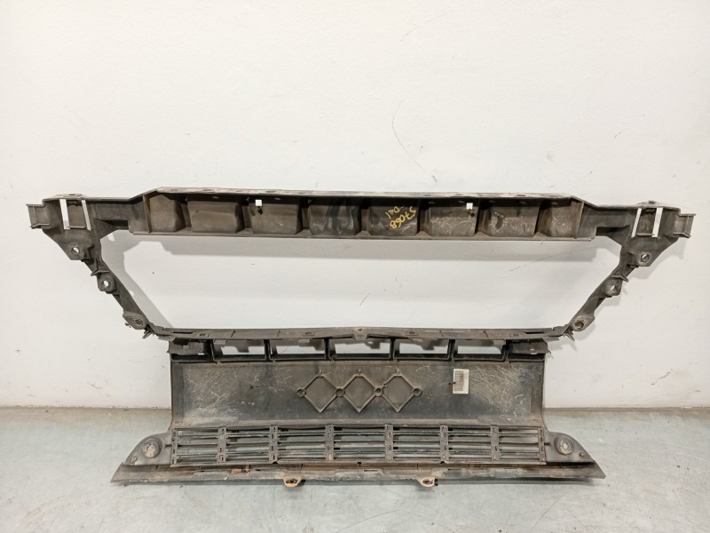 Recambio de paragolpes delantero para citroën jumper iii furgoneta 2.2 hdi 130 referencia OEM IAM 1611705180  