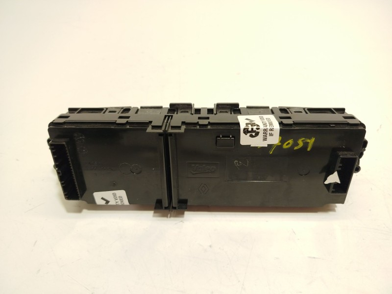 Recambio de mando climatizador para renault scénic iii (jz0/1_) 1.2 tce referencia OEM IAM 275109409R  