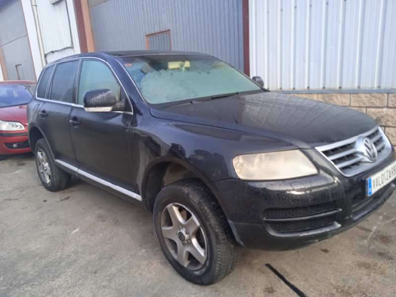 VOLKSWAGEN TOUAREG (7LA)