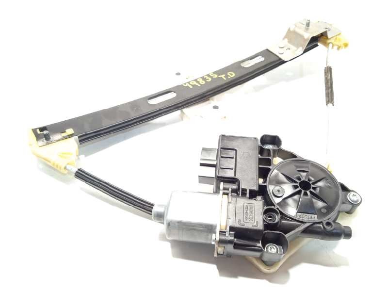 ELEVALUNAS TRASERO DERECHO 5Q0959812E 