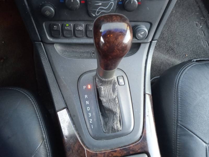 volvo s80 i (184) del año 1999