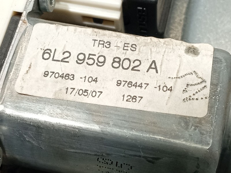 Recambio de elevalunas delantero izquierdo para seat altea (5p1) 1.9 tdi referencia OEM IAM 6L4837755AD 6L2959802A 