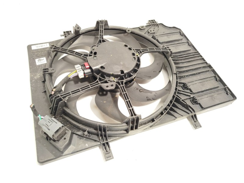 Recambio de electroventilador para ford tourneo courier 1.0 ecoboost referencia OEM IAM M1BG8C607BB 2645148 T33786CF