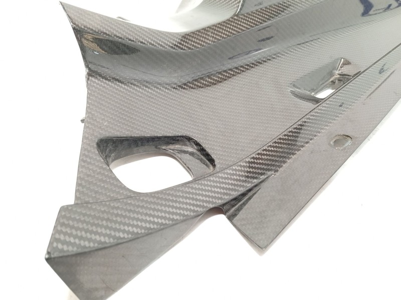 Recambio de moldura para audi r8 (4s3, 4sp) 5.2 fsi quattro referencia OEM IAM 4S8863081A  