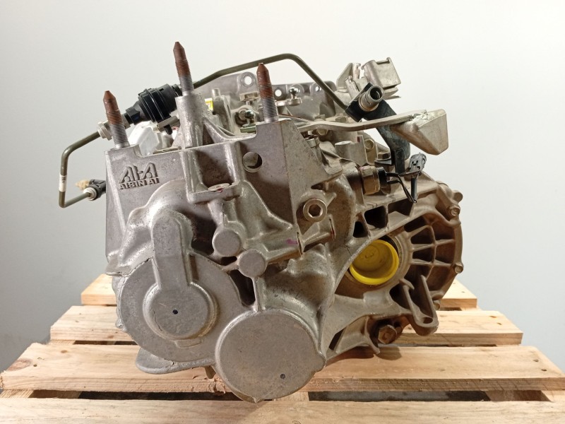 Recambio de caja cambios para mitsubishi asx (ga_w_) 1.6 di-d 4wd referencia OEM IAM 2500A101  