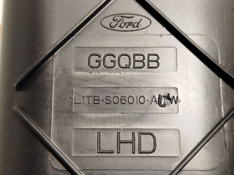 Recambio de guantera para ford tourneo courier 1.0 ecoboost referencia OEM IAM L1TBS06010AJW 2665155 