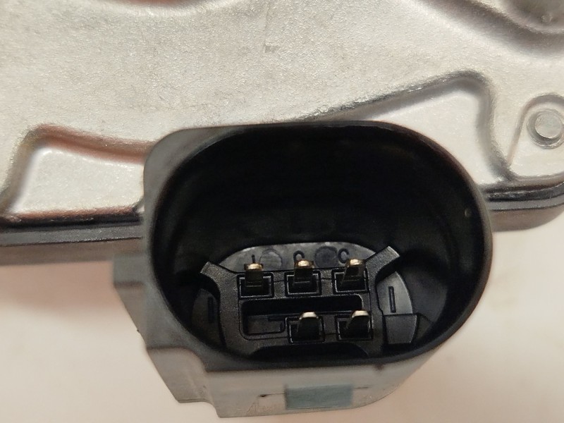 Recambio de caja mariposa para ford tourneo courier 1.0 ecoboost referencia OEM IAM H6BG9F991BA 2523847 B242410267