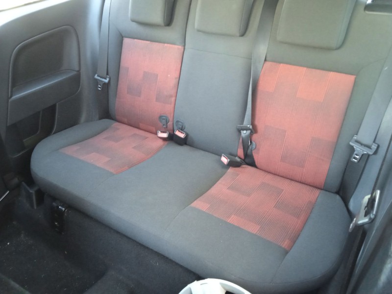 ford fiesta v (jh_, jd_) del año 2001