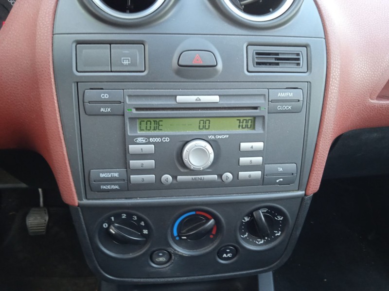 ford fiesta v (jh_, jd_) del año 2001