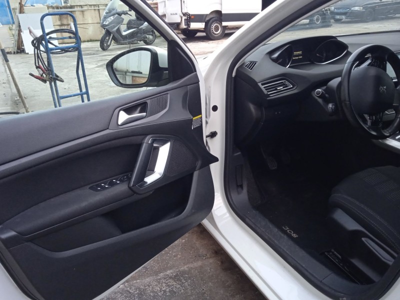 peugeot 308 ii (lb_, lp_, lw_, lh_, l3_) del año 2017