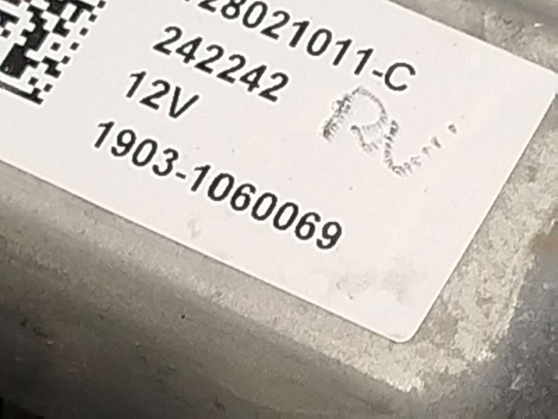 Recambio de elevalunas delantero izquierdo para ford tourneo courier 1.0 ecoboost referencia OEM IAM R2X6V23201BB 2707233 