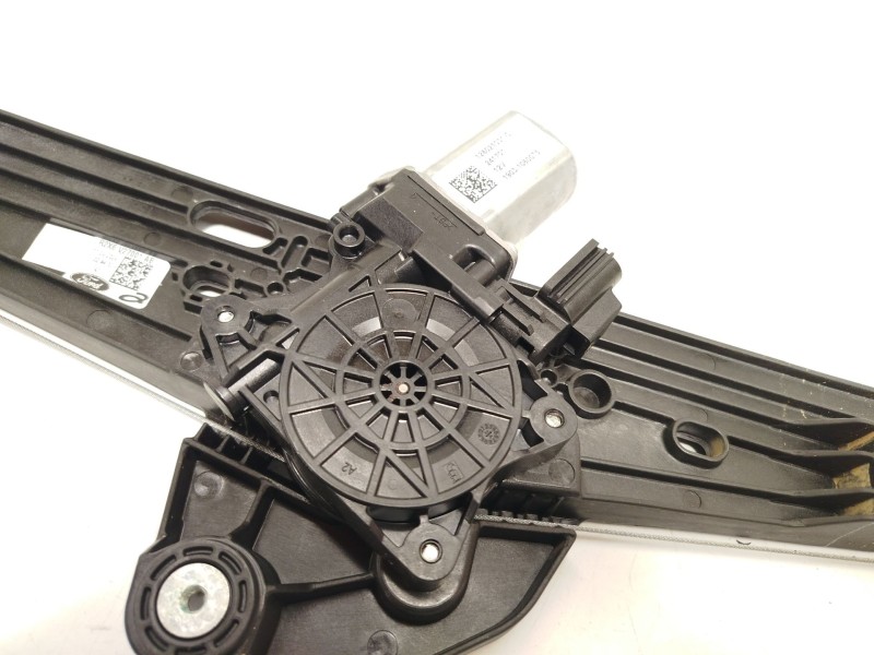 Recambio de elevalunas trasero izquierdo para ford tourneo courier 1.0 ecoboost referencia OEM IAM R2X6V27001AB 2707235 