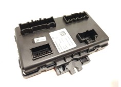 Recambio de modulo electronico para ford tourneo courier 1.0 ecoboost referencia OEM IAM R2X618D493AC 2745430  2