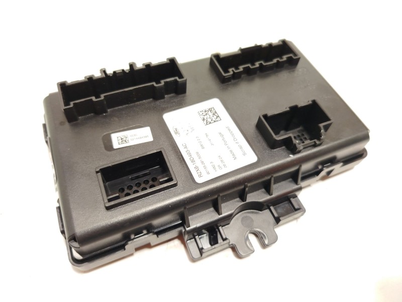 Recambio de modulo electronico para ford tourneo courier 1.0 ecoboost referencia OEM IAM R2X618D493AC 2745430 