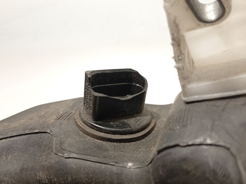 Recambio de deposito limpia para audi r8 (4s3, 4sp) 5.2 fsi quattro referencia OEM IAM 4S1955449C 4S1955453 8K5955647