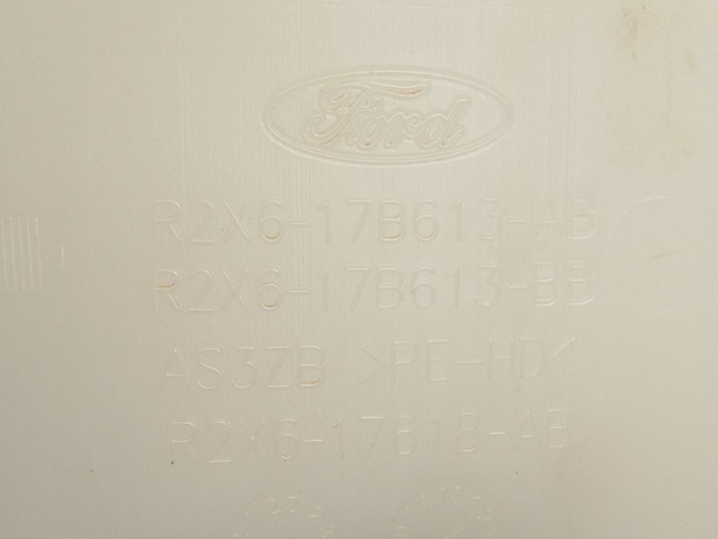 Recambio de deposito limpia para ford tourneo courier 1.0 ecoboost referencia OEM IAM R2X617B613BB 2690752 5536078