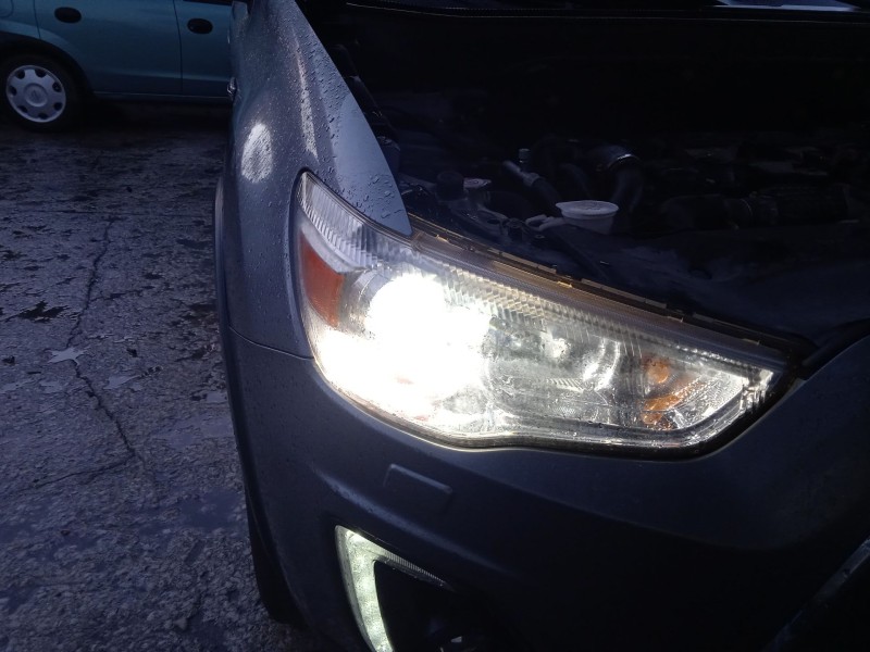 Recambio de faro derecho para mitsubishi asx (ga_w_) 1.6 di-d 4wd referencia OEM IAM 8301C880  