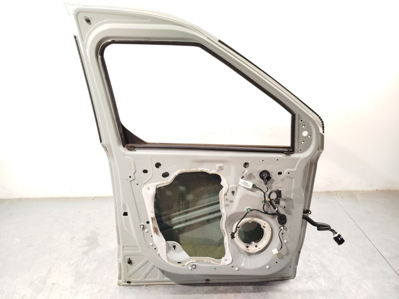 Recambio de puerta delantera izquierda para ford tourneo courier 1.0 ecoboost referencia OEM IAM 2817963 PR2X6V20125AB 