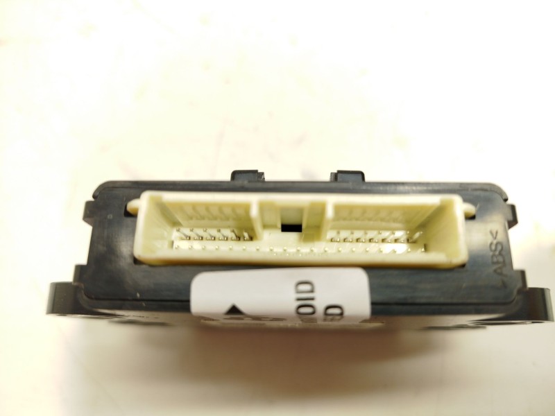 Recambio de modulo electronico para mitsubishi asx (ga_w_) 1.6 di-d 4wd referencia OEM IAM 1640A020  