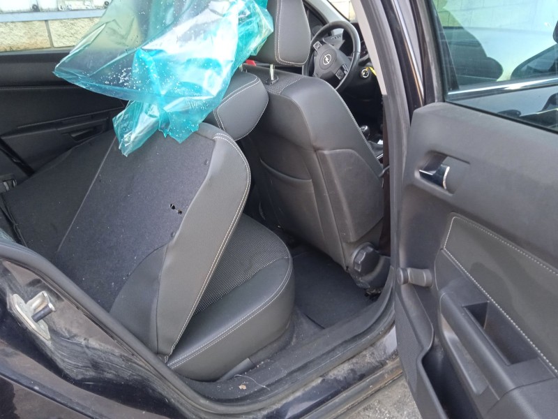 opel astra h station wagon (a04) del año 2009