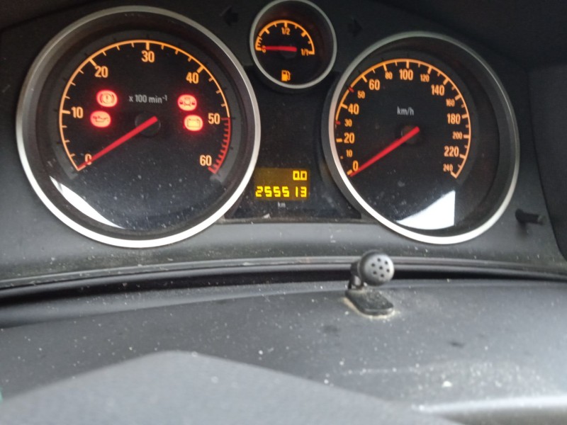 opel astra h station wagon (a04) del año 2009