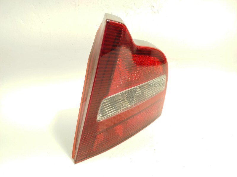 Recambio de piloto trasero derecho para volvo s80 i (184) 2.5 tdi referencia OEM IAM 9154479  