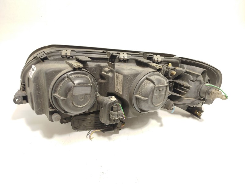 Recambio de faro derecho para volvo s80 i (184) 2.5 tdi referencia OEM IAM 8662868  89006415