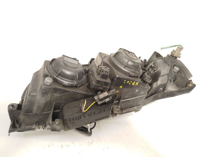 Recambio de faro derecho para volvo s80 i (184) 2.5 tdi referencia OEM IAM 8662868  89006415